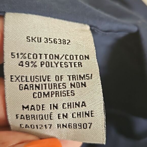 Le Chateau Men's Tailored Fit Button-Down Long Sleeves Shirt 15-15.5 XS Navy Blu - Picture 8 of 16